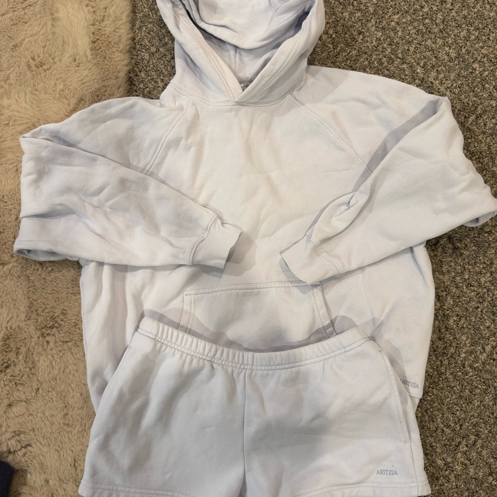 ARITZIA Hoodie & Shorts Set